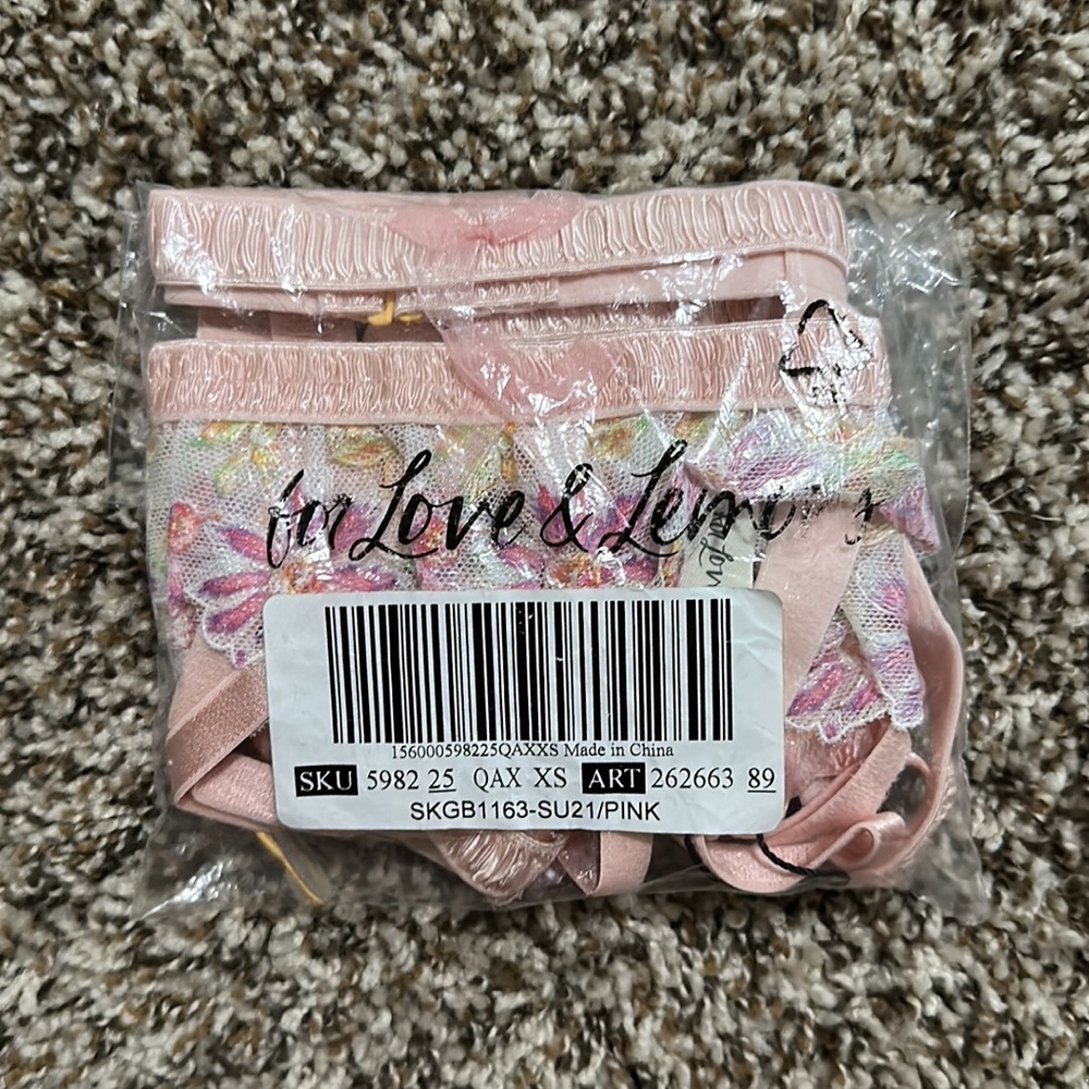 NWT For Love & Lemons Garter- April Bloom - Picture 9 of 9